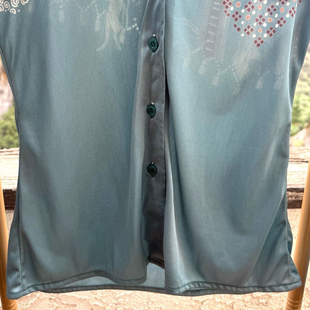 Vintage retro - Geometric Patterned Button-Up Shirt - Picture 3 of 16